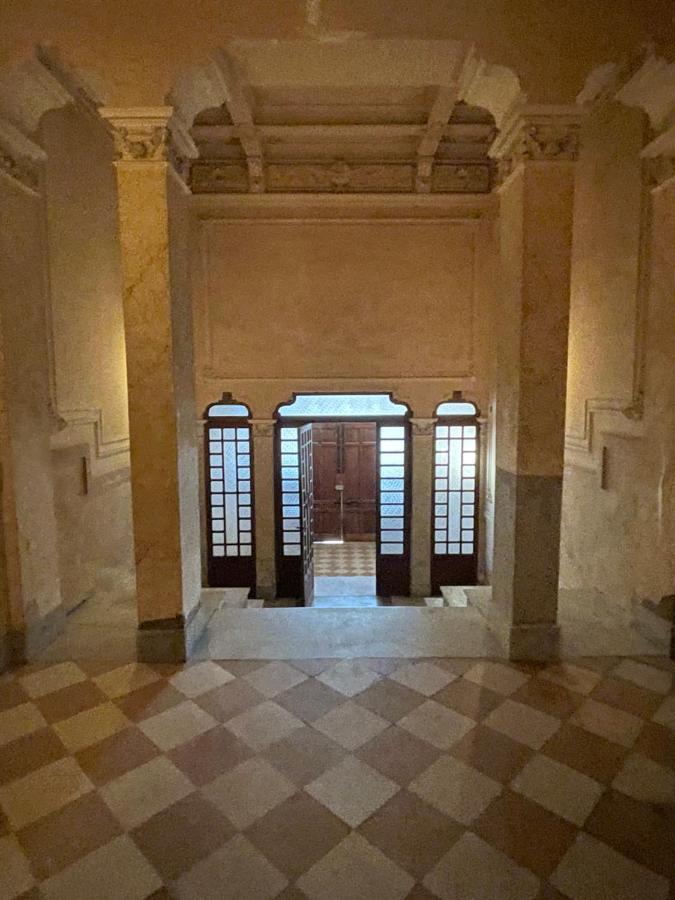 I Mezzanini Di Palazzo Bonaccorsi Apartment Милацо Екстериор снимка
