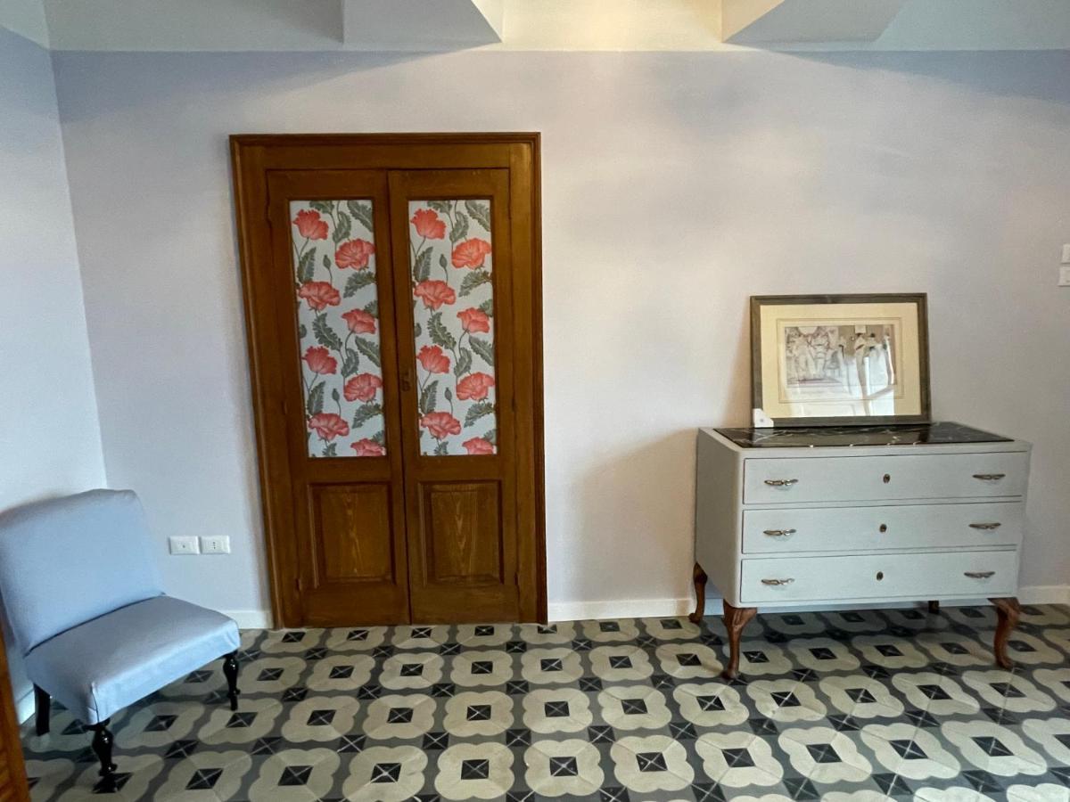 I Mezzanini Di Palazzo Bonaccorsi Apartment Милацо Екстериор снимка