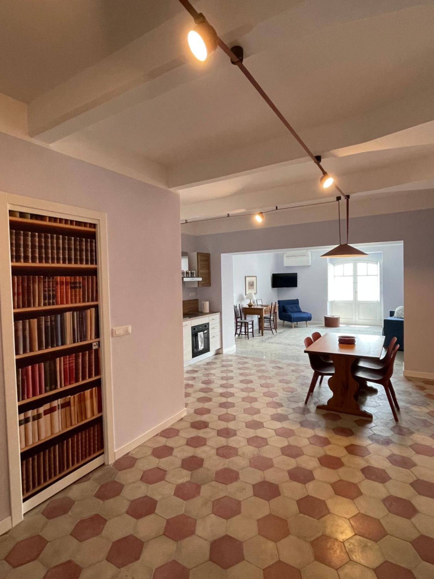 I Mezzanini Di Palazzo Bonaccorsi Apartment Милацо Екстериор снимка